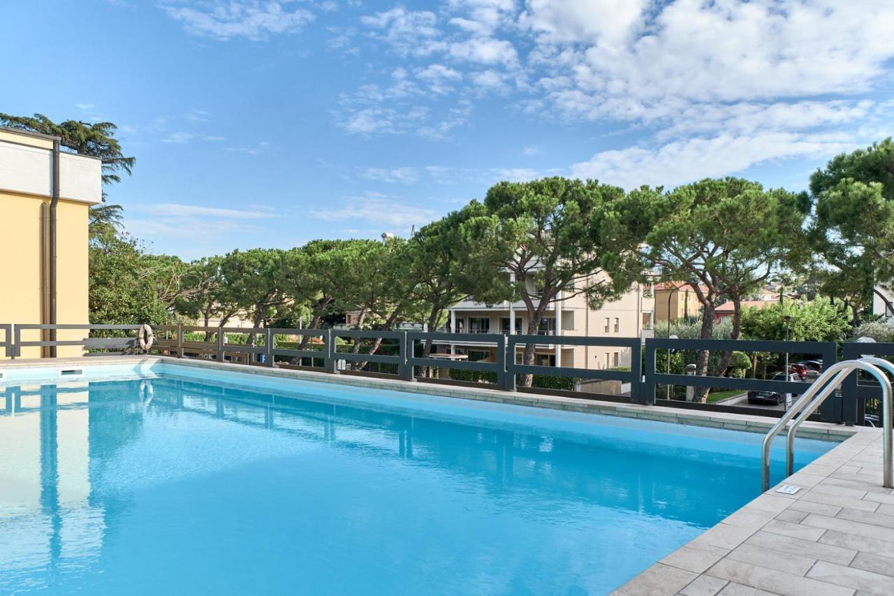 Lydie Apt. Exclusive Holigarda Desenzano del Garda Dış mekan fotoğraf