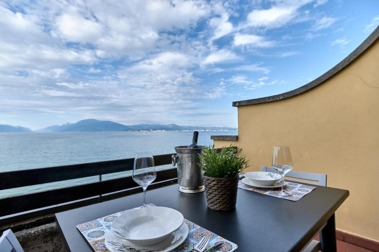 Lydie Apt. Exclusive Holigarda Desenzano del Garda Dış mekan fotoğraf